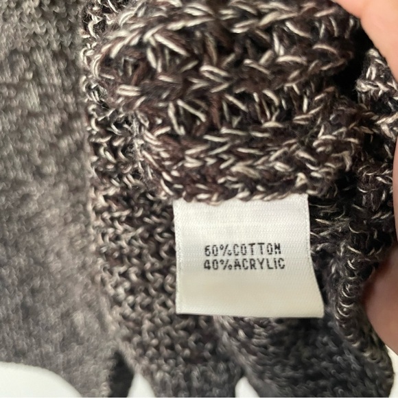 Kenneth Cole woman's cable knit sweater top size L button down extended collar - Picture 4 of 5